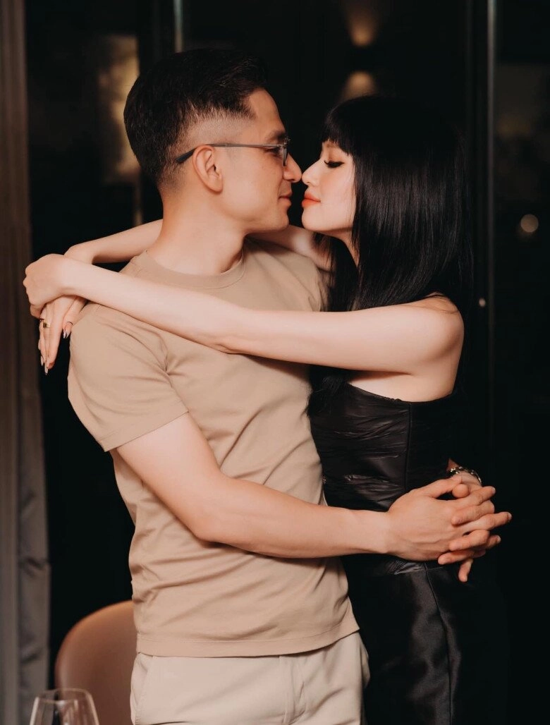 Cùng sinh năm 1989 trương quỳnh anh giống chị gái của con trai 13 tuổi tâm tít đẹp mướt mát sánh bước chồng đại gia - 12