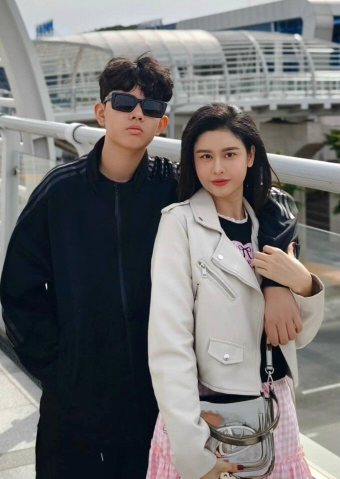Cùng sinh năm 1989 trương quỳnh anh giống chị gái của con trai 13 tuổi tâm tít đẹp mướt mát sánh bước chồng đại gia - 21