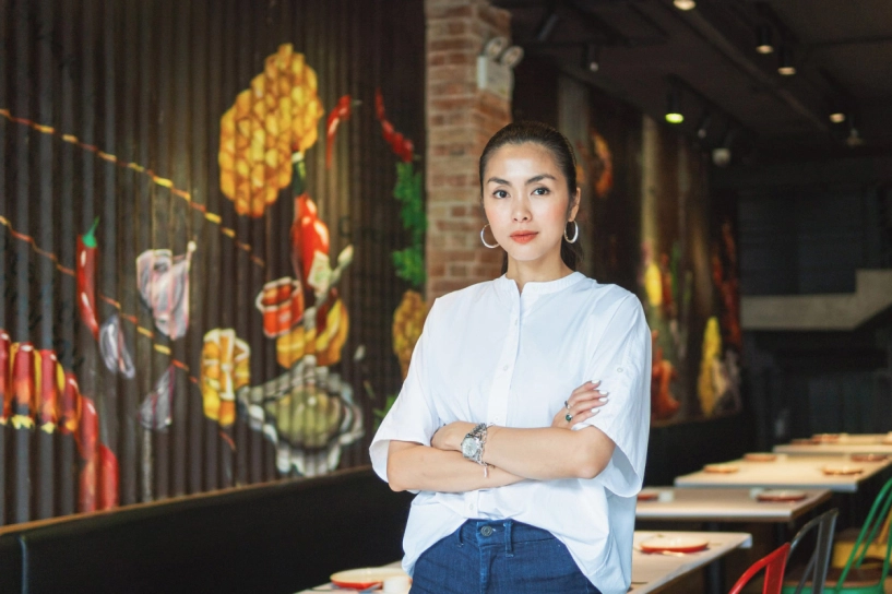 Cuộc sống bên chồng con của tăng thanh hà - 12