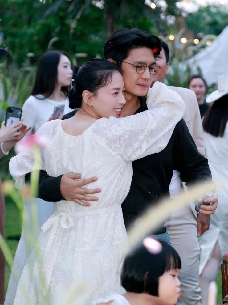 Cuộc sống đối lập của cặp đôi dòng máu anh hùng ngô thanh vân mang thai ở tuổi 46 johnny trí nguyễn chia tay bạn gái lâu năm - 13