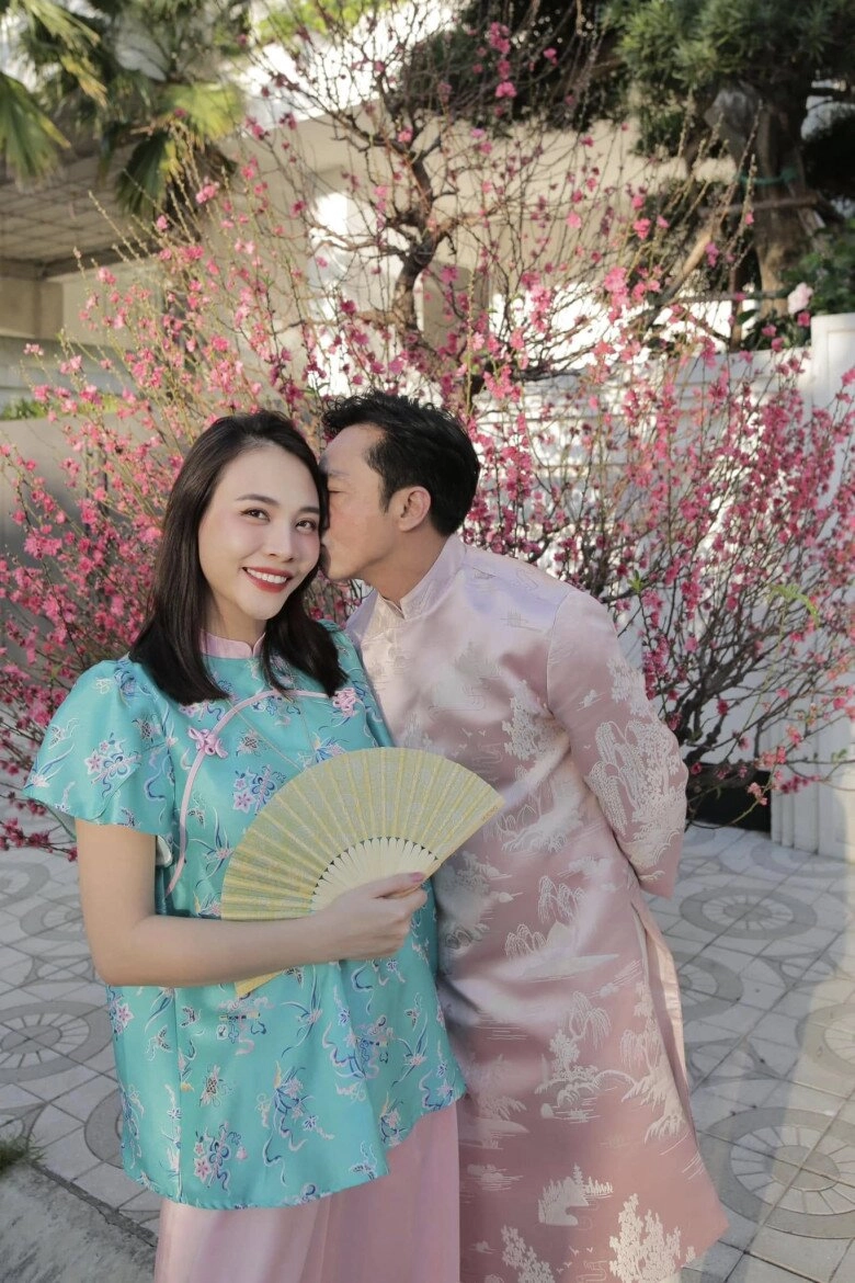 Cường đô la có lịch trình riêng để gặp con trai subeo và ái nữ suchin là đại gia nhưng không dám trái ý đàm thu trang - 4