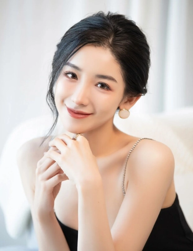 Da xỉn màu vì ăn ngọt phú bà đào hỷ nhi chăm dùng 2 thứ này để làm trắng da hiệu quả - 1