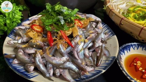 Đặc sản trời cho mỗi năm 1 lần ở miền tây bé bằng ngón tay nấu lẩu rất ngon - 4