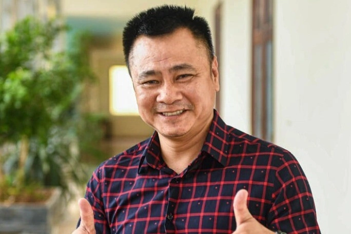 Đại tá quân đội là nsnd mang học hàm phó giáo sư sinh con trai là đạo diễn tài ba - 1