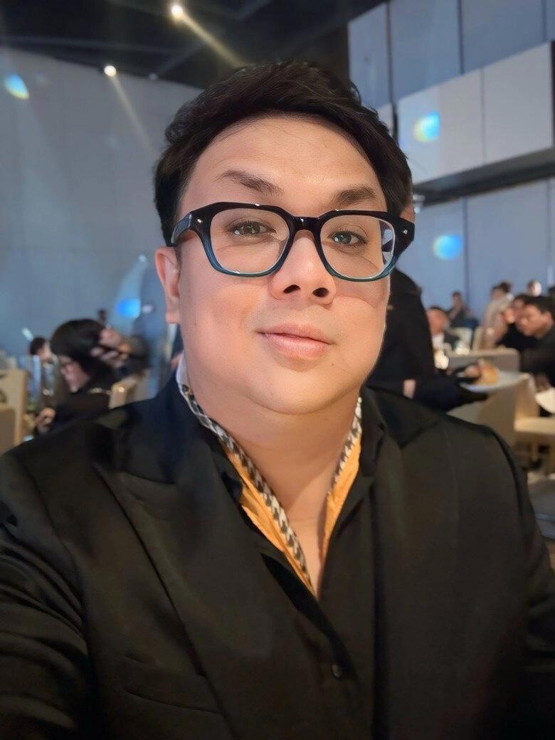 Đám cưới cindy lư - đạt g nghi thức cắt máu gây ngỡ ngàng con riêng của cô dâu trao nhẫn cưới cho bố mẹ - 7