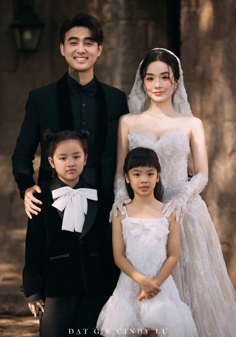 Đám cưới cindy lư - đạt g nghi thức cắt máu gây ngỡ ngàng con riêng của cô dâu trao nhẫn cưới cho bố mẹ - 12