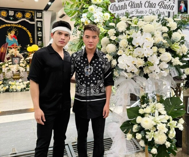 Đàm vĩnh hưng về đồng nai chia buồn với đàn em quốc thiên đầu đội tang chịu nỗi đau bố qua đời - 1