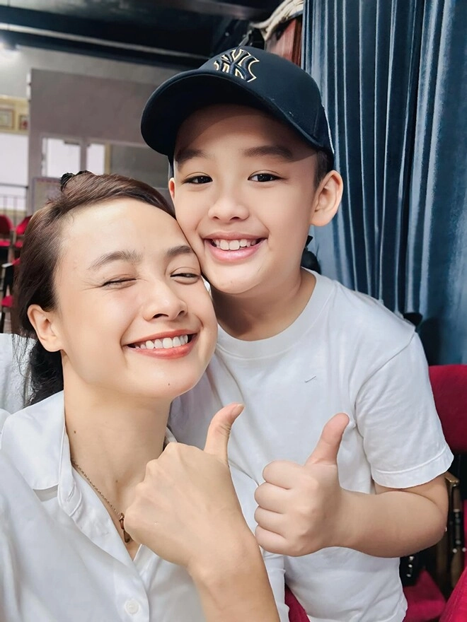 Dàn quý tử của sao cổng mặt trời nguyệt ánh hạ sinh soái ca nhí lai ấn hòa hiệp có con trai ở tuổi 43 - 17
