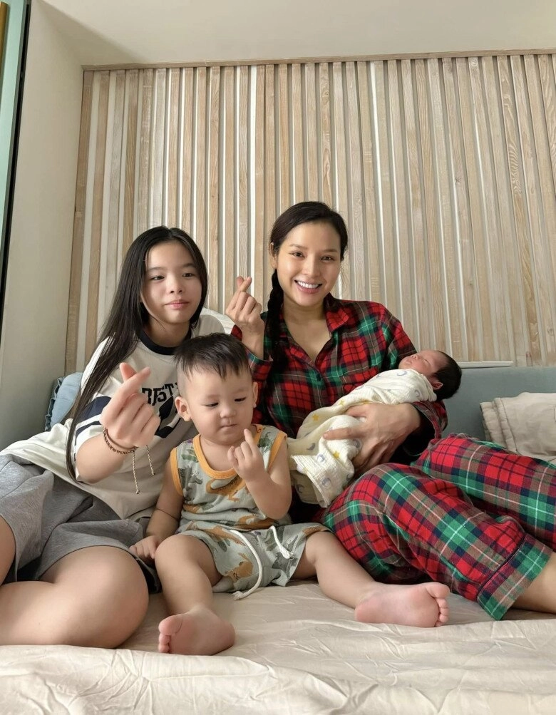 Dàn sao dù gió có thổi giờ ra sao quý bình ra đi ở tuổi 42 vân trang làm mẹ bỉm đông con - 12