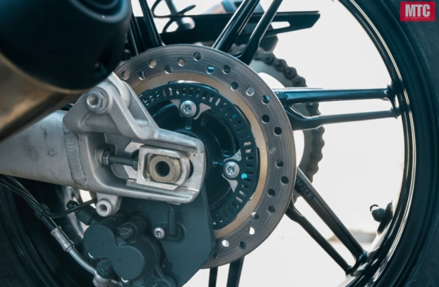 Đánh giá speed twin 1200 rs với 9 điều bạn cần biết - 13