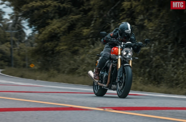 Đánh giá speed twin 1200 rs với 9 điều bạn cần biết - 18