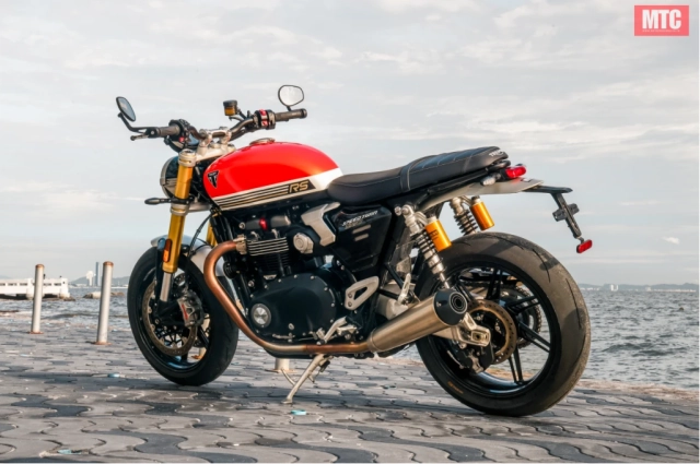 Đánh giá speed twin 1200 rs với 9 điều bạn cần biết - 20