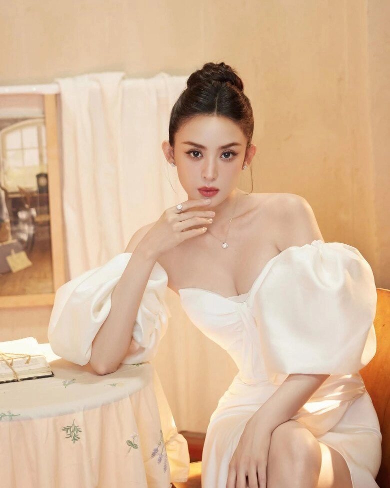 đệ nhất mỹ nhân tân cương cả đời không có nổi một tấm ảnh xấu tuân thủ tỉ mỉ 5 bước để sở hữu làn da đẹp mê hồn - 4