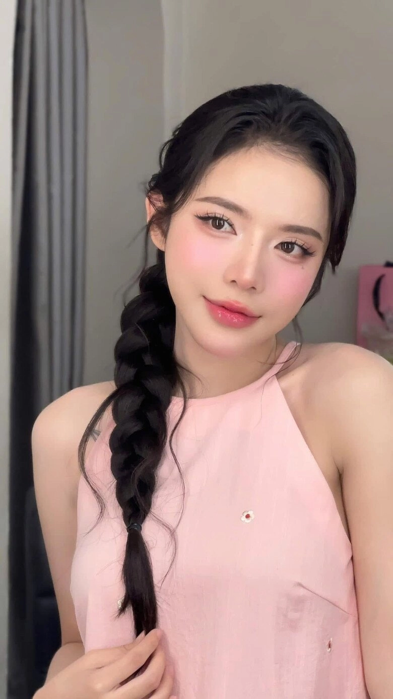 Đẹp chuẩn hoa hậu ăn tết gợi ý layout kiểu tóc makeup hoàn hảo ghi điểm với phụ huynh - 4