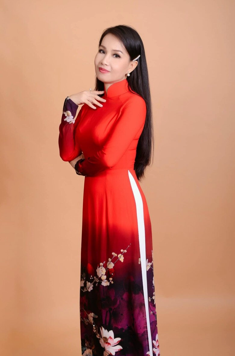 Đều u60 dì tuyết tân dòng sông ly biệt lộ rõ vẻ già nua 2 mỹ nhân việt được khen gừng càng già càng cay - 8