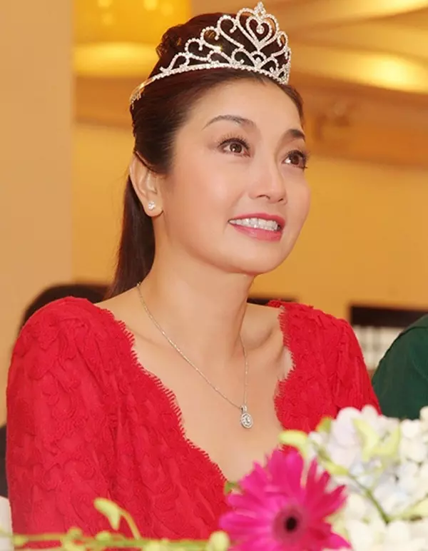Đọ sắc những nàng hậu tên thảo tài sắc vẹn toàn nhưng chỉ có một người lọt top hoa hậu của các hoa hậu - 4