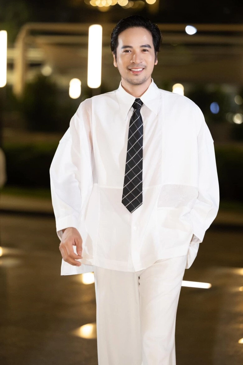 Đoàn minh tài nhận bằng thạc sĩ ở tuổi 41 ngoại hình phong độ nhưng bị bạn gái gọi là chú - 2