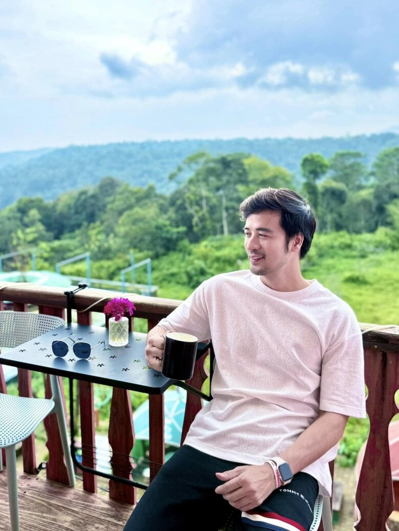 Đoàn minh tài nhận bằng thạc sĩ ở tuổi 41 ngoại hình phong độ nhưng bị bạn gái gọi là chú - 3