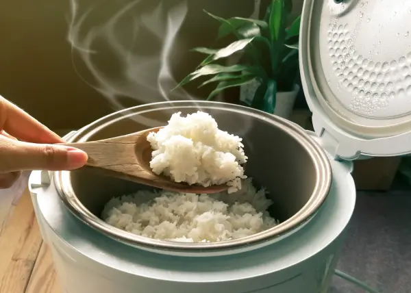 Đừng tưởng vô hại chức năng quen thuộc này của nồi cơm điện có thể khiến cả nhà mắc bệnh - 3