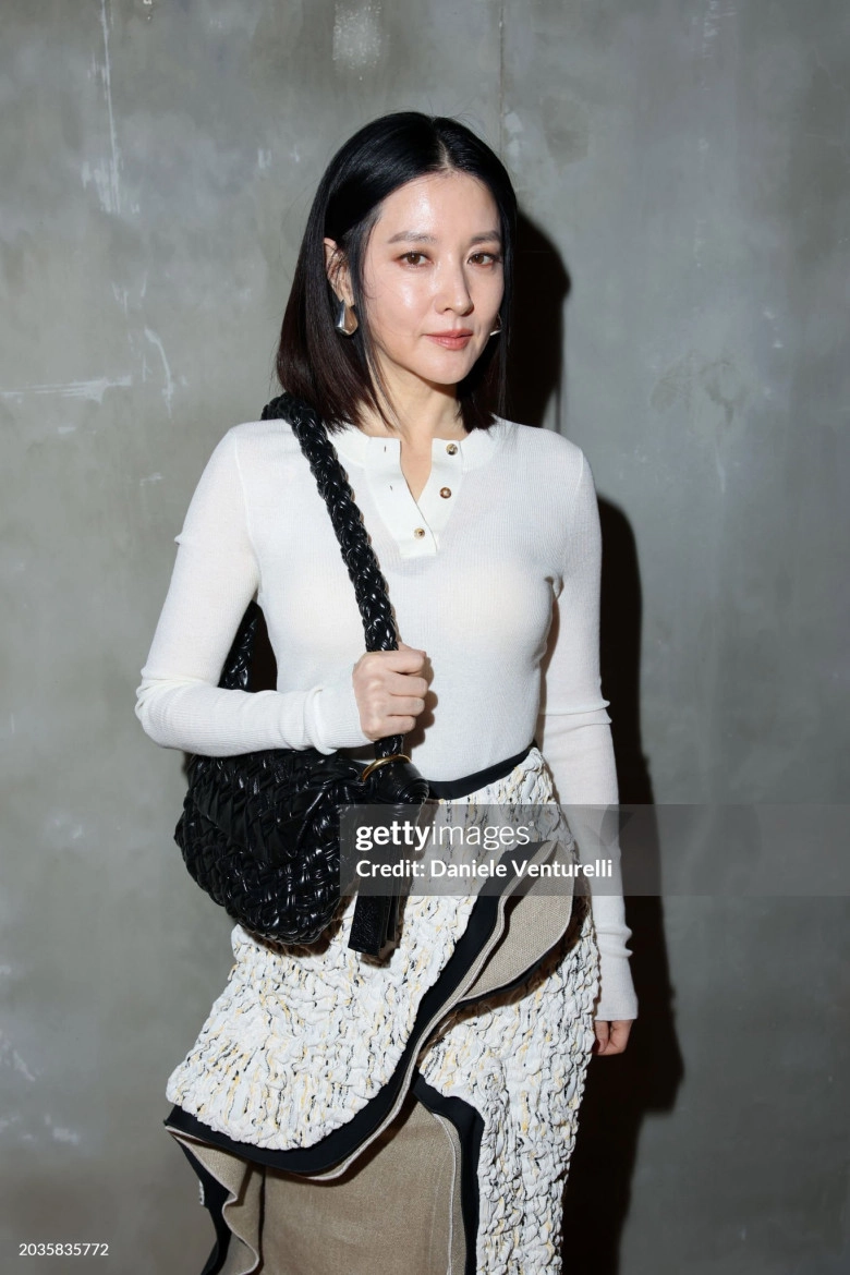 Được mệnh danh nữ thần oxy lee young ae nay lộ rõ dấu hiệu lão hóa ở tuổi 54 nhưng có một điểm vẫn đẹp ngỡ ngàng - 11