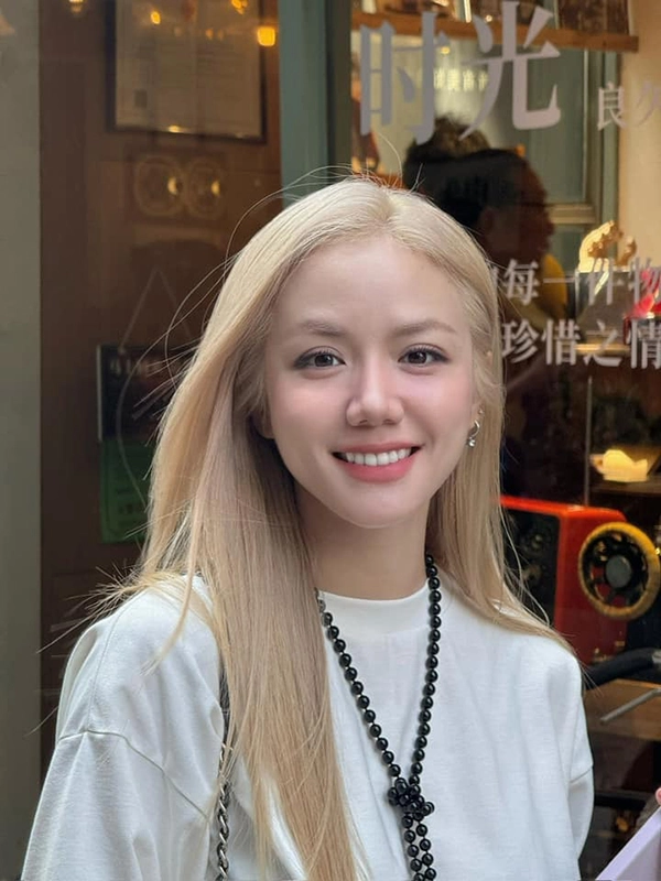 Em gái phương linh chuẩn người đẹp xứ thanh ngoại hình lên hương theo thời gian - 6