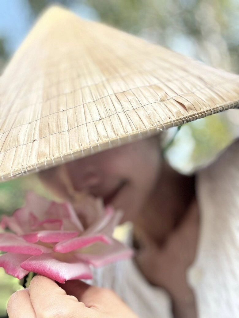 em gái tăng thanh hà sống giản dị với niềm vui trong khu vườn ở mỹ khoe loài hoa chỉ nở về đêm - 7