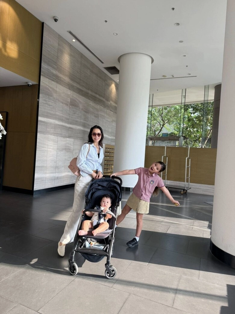Hà anh nai lưng bù đầu khi đưa con về quê chồng ở anh 2 con lai tây góp nhặt nét đẹp của bố mẹ - 14