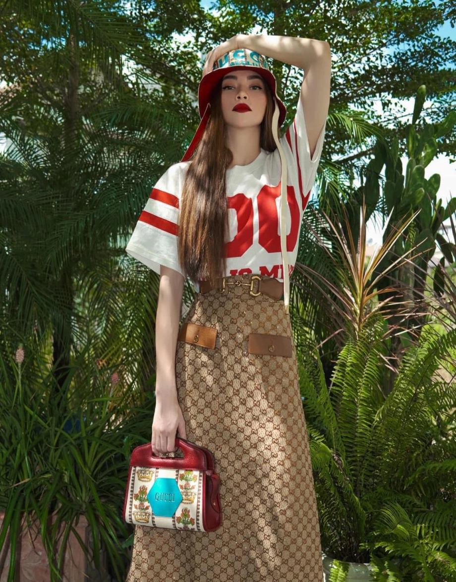 Hà hồ và 6 item thời trang không thể thiếu từ nữ hoàng thảm đỏ đến biểu tượng street style thứ cuối cùng siêu đắt giá - 20