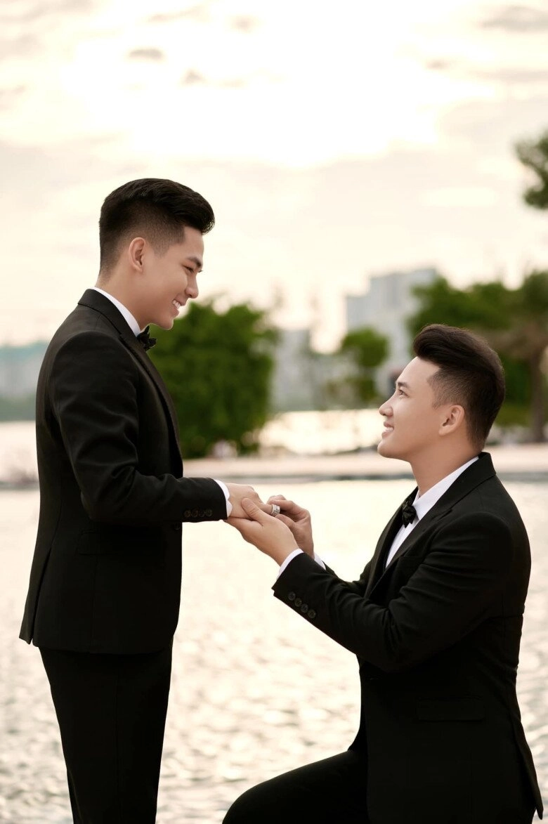 Hà trí quang công bố ngày tổ chức đám cưới với bạn đời đồng giới thanh đoàn vợ chồng việt hương làm chủ hôn - 3