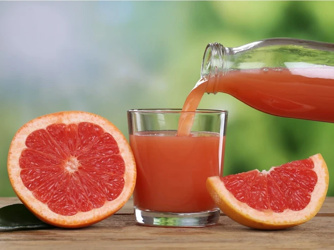 Hai loại nước chứa đầy vitamin giúp mỹ tâm và ngô thanh vân u50 cải thiện làn da chống già có nên uống hàng ngày - 7