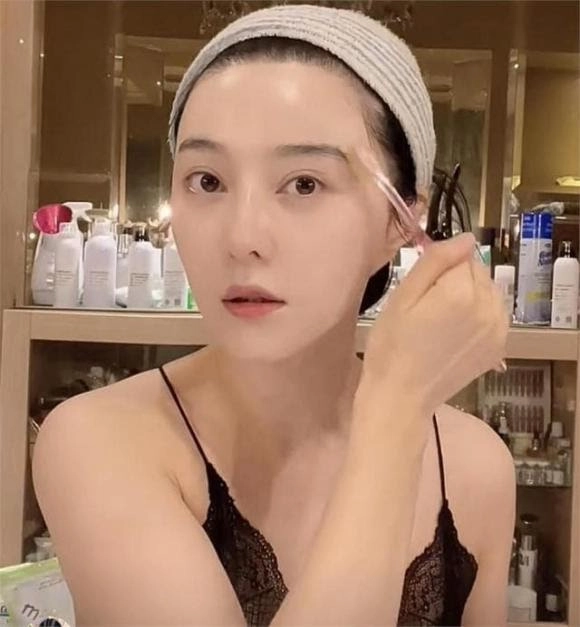 Hai thứ nước vàng óng là thần dược chống lão hóa của loạt mỹ nhân từ trung sang việt chợ nào cũng có sẵn - 4