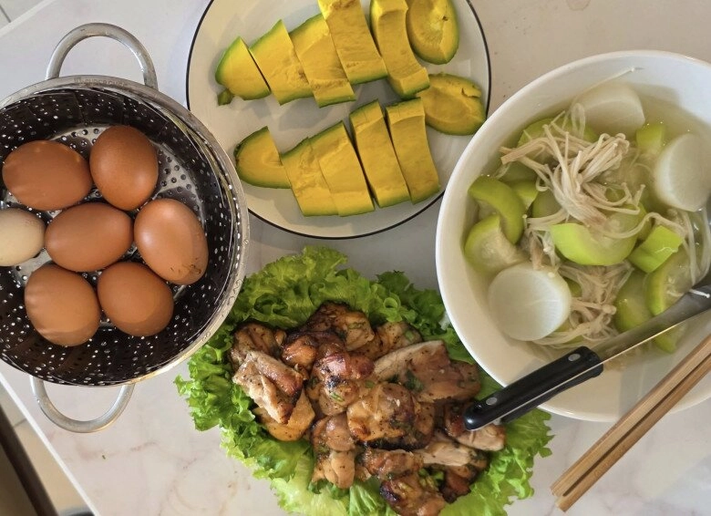 Hhen niê phải bỏ ăn sầu riêng sau khi đi khám thai bầu sắp vỡ chum vẫn gọn nhờ công chồng nhiếp ảnh gia - 4