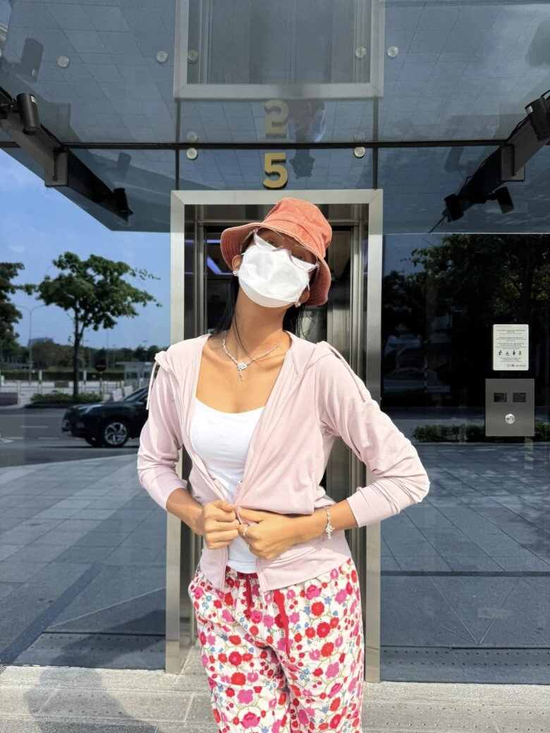 Hhen niê rơi nước mắt nói về hôn nhân màu hồng chồng nhiếp ảnh gia mê vợ dính như sam - 10