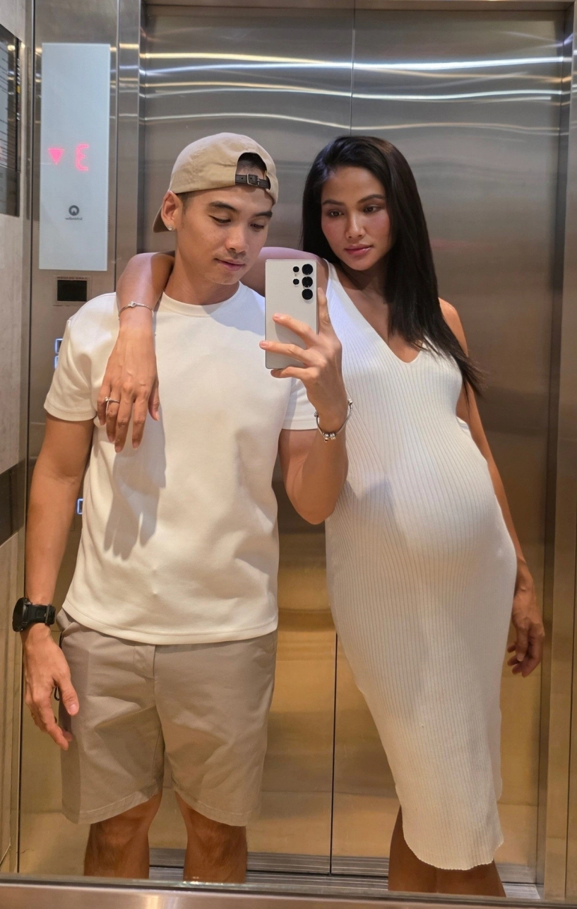 Hhen niê và tuyết lan đọ sắc vóc mẹ bầu sành điệu nhất showbiz việt - 4