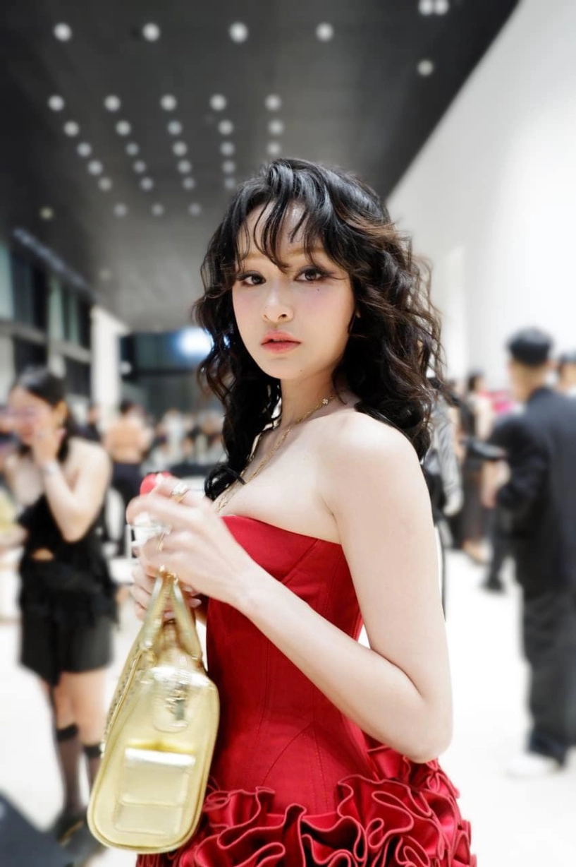 Hiền hồ của hiện tại bị tóm gọn cảnh đi cùng trai lạ chật vật lấy lại hào quang - 6