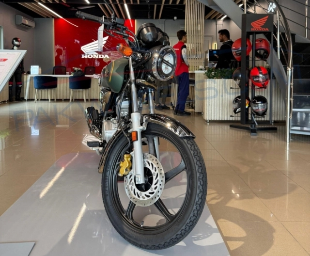 Hình ảnh chi tiết của honda cg150 2025 tại đại lý - xe cổ điển thì phải thế - 1