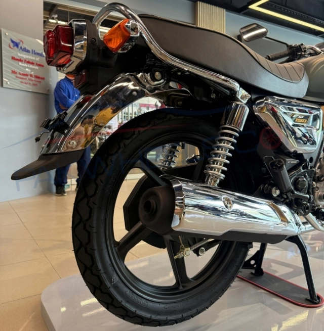 Hình ảnh chi tiết của honda cg150 2025 tại đại lý - xe cổ điển thì phải thế - 7