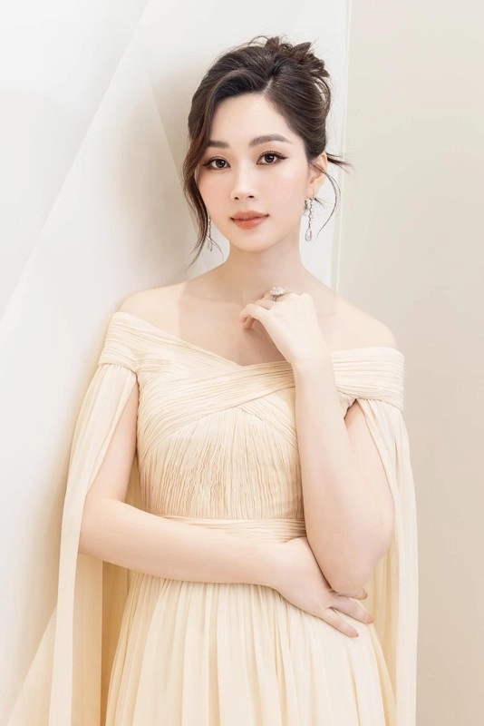Hình ảnh hoa hậu đặng thu thảo thời mới vào showbiz - 12