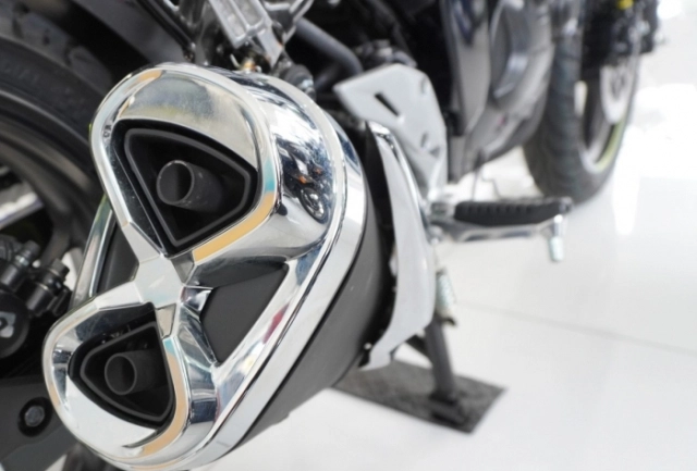 Hình ảnh thực tế của suzuki gixxer fi 150 abs modelo 2026 ở đại lý giá quy đổi khoảng 58 triệu vnđ - 5