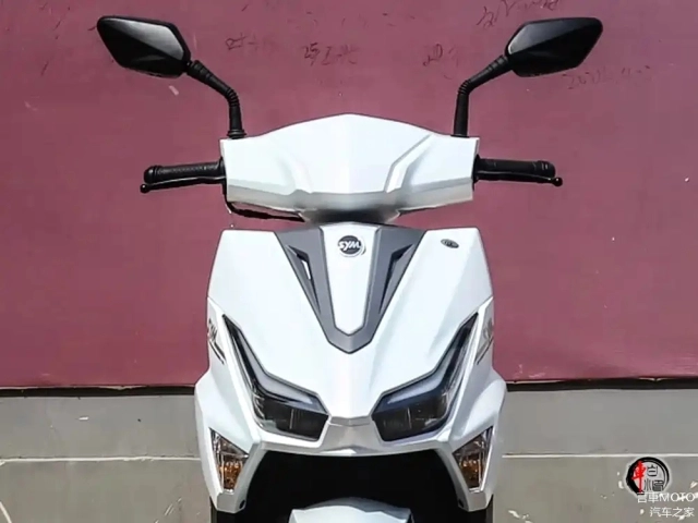 Hình ảnh thực tế của sym shex125 đối thủ nặng ký honda lead có giá bán chỉ khoảng 35 triệu đồng - 1
