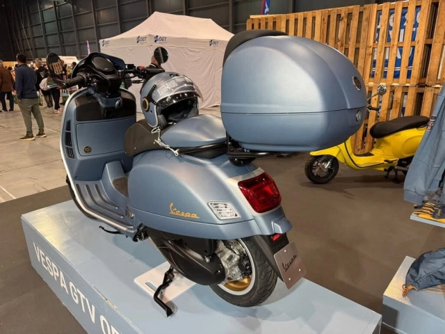 Hình ảnh thực tế của vespa gtv 310 phiên bản đặc biệt 2025 officina 8 cực kỳ đẹp - 3