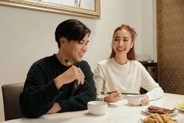 Hồ quang hiếu chuẩn bị đón con đầu lòng với vợ kém 17 tuổi cao 1m8 hạnh phúc trong biệt thự 23 tỷ đồng - 4