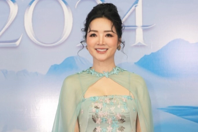 Hoa hậu bán phở ở mỹ từng có chuyện tình yêu gây xôn xao với ca sĩ bằng kiều nay lấy chồng đại gia hơn 11 tuổi - 4
