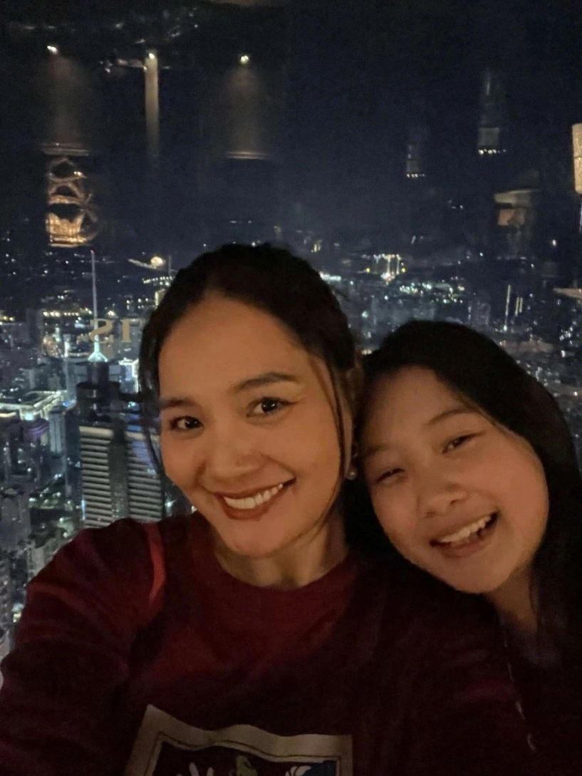 Hoa hậu hương giang khoe con gái lai trung quốc cao gần 1m8 thần thái như nàng thơ biểu diễn tài năng ở sự kiện quốc tế - 7