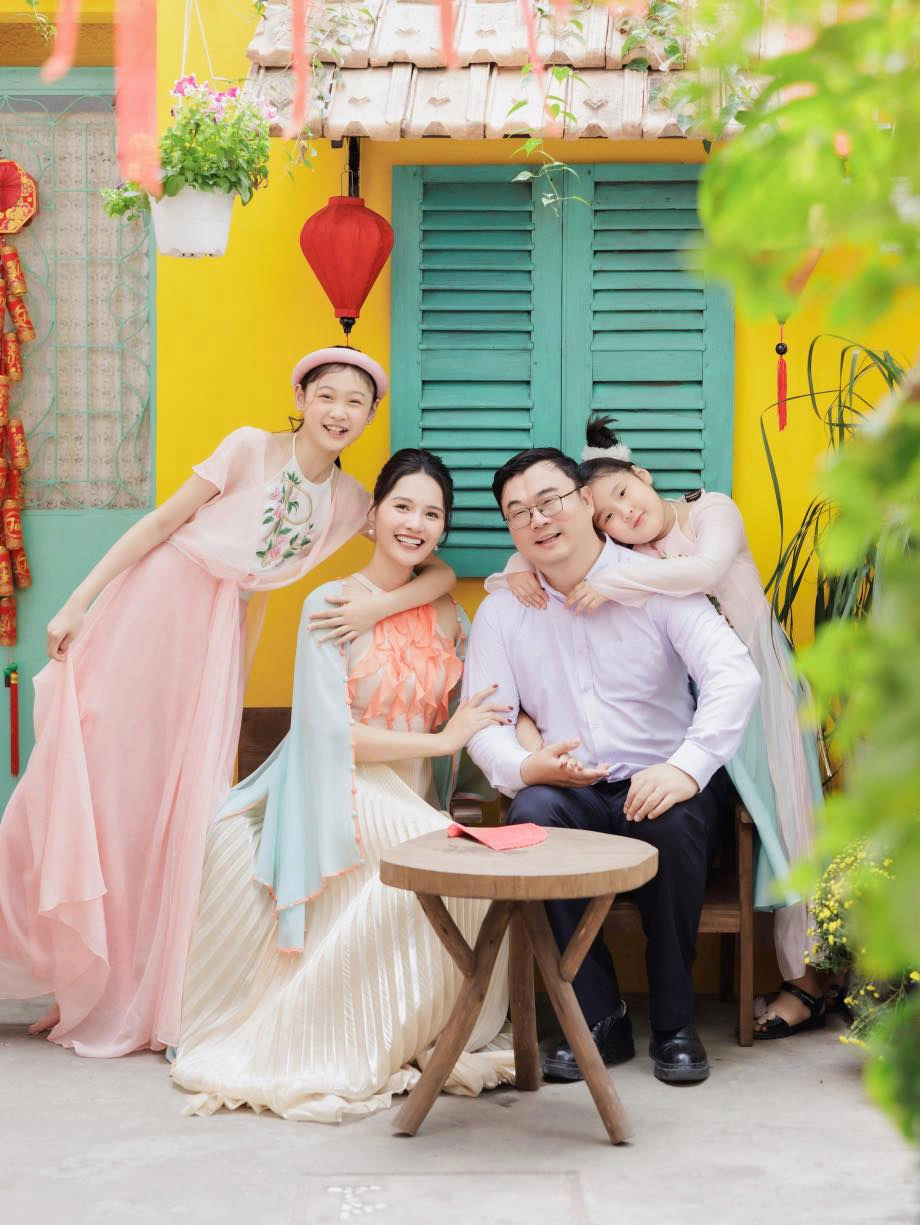 Hoa hậu hương giang khoe con gái lai trung quốc cao gần 1m8 thần thái như nàng thơ biểu diễn tài năng ở sự kiện quốc tế - 8