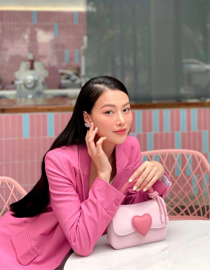 Hoa hậu phương khánh thoát khỏi ám ảnh tóc rụng nhờ loại thảo dược chị em từ đông sang tây rần rần tìm kiếm - 1