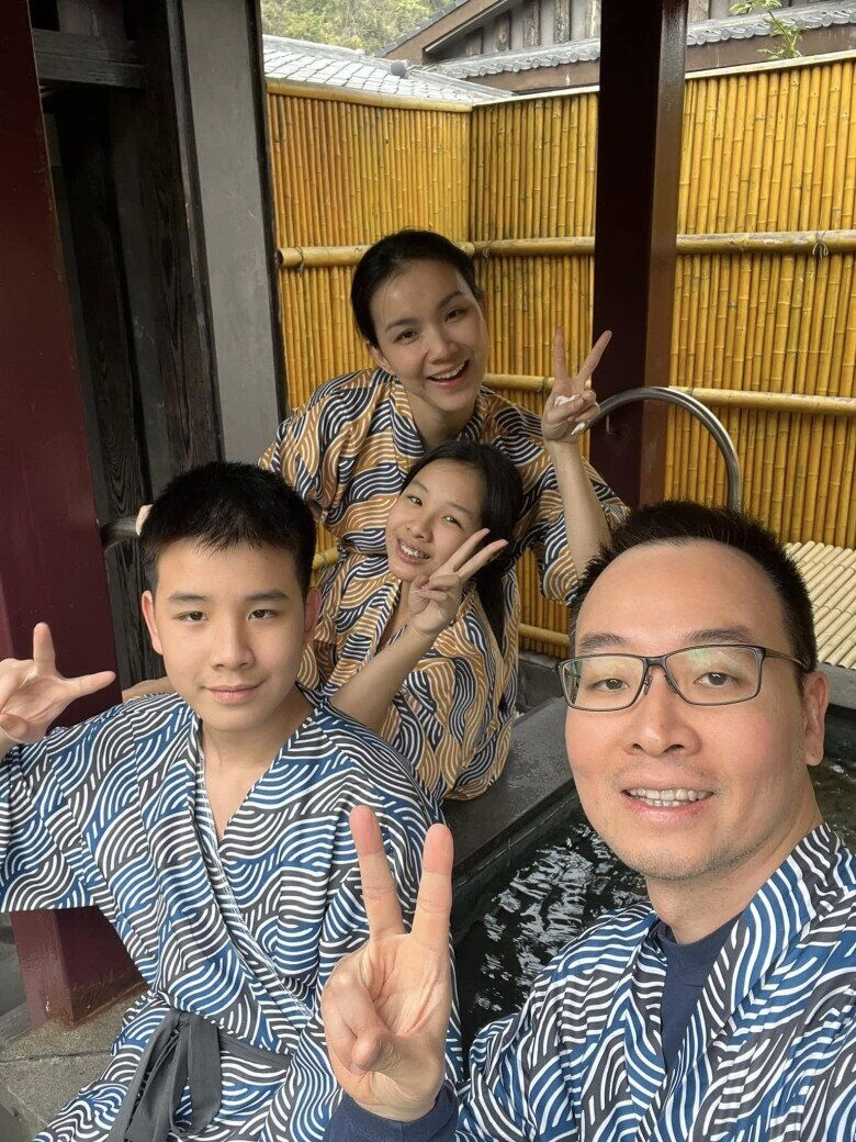 Hoa hậu thùy lâm gây choáng vì 1 ngày tiêu gần 5 triệu đồng được khen ngợi vì đối xử rộng rãi với nhân viên - 5