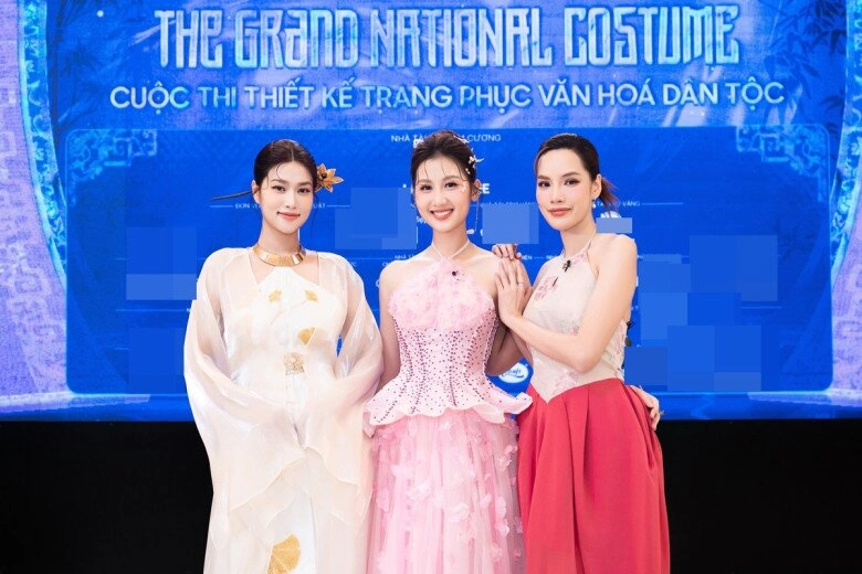 Hoa hậu từng bị ném đá khi vừa lên ngôi nhan sắc sau 1 năm đăng quang thế nào mà được khen hợp miss world - 13