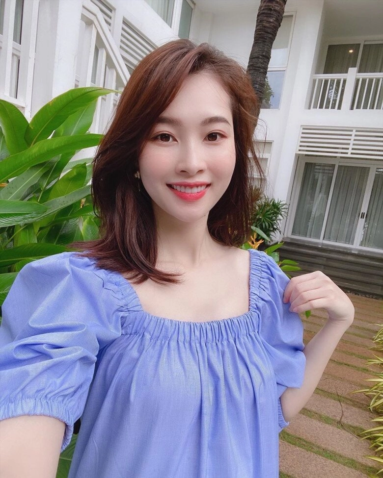 Hoa hậu việt nam 3 con lọt top 100 gương mặt đẹp nhất thế giới nhan sắc như bước ra từ trong tranh tiếc chưa xuất khẩu ra đấu trường quốc tế - 4