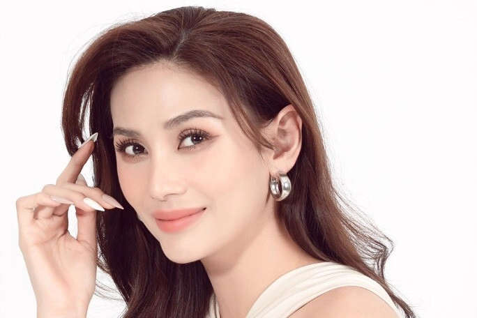 Hoa hậu việt nam sở hữu cặp tuyết lê đẹp nhất lịch sử hơn 30 tuổi vẫn trổ giò cao thêm 5cm - 1